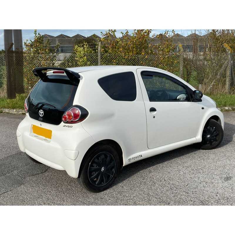 Roof Spoiler V.2 Toyota Aygo Mk1 (2005-2014)